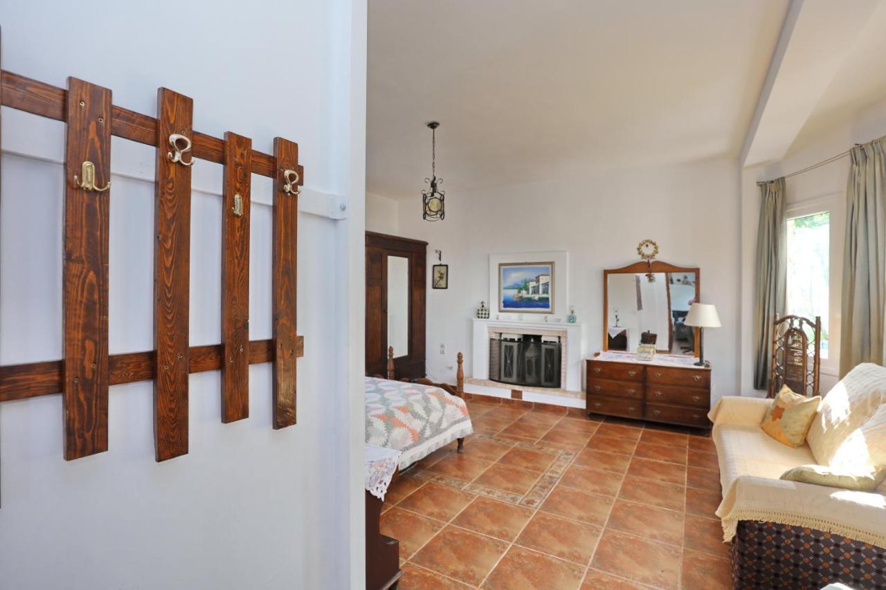 Aloni Villa Skopelos Town Exterior foto